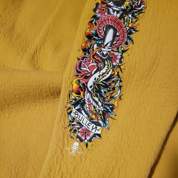 Sullen Art Collective Torched Tatoo Thermal Yellow Gold Sweatshirt Skulls Fire - Picture 12 of 13